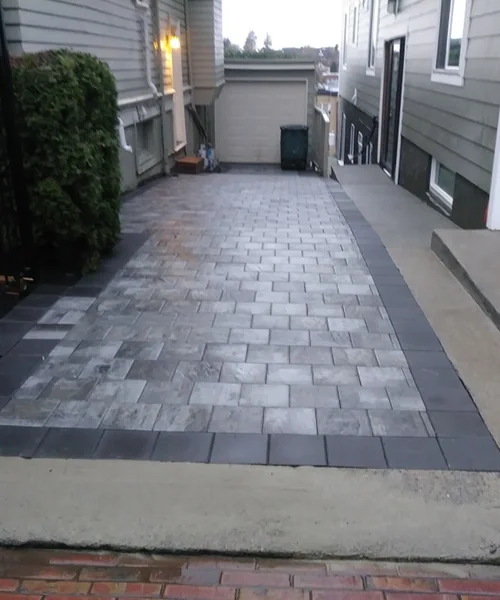 Driveway in Queen Anne